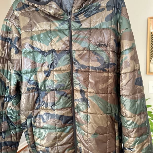 스투시 카모 리버시블 경량패딩 자켓 카키
