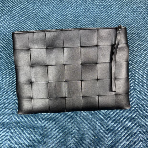 Bottega Veneta 인트레치아토 클러치 (정품 / 고급 가죽)