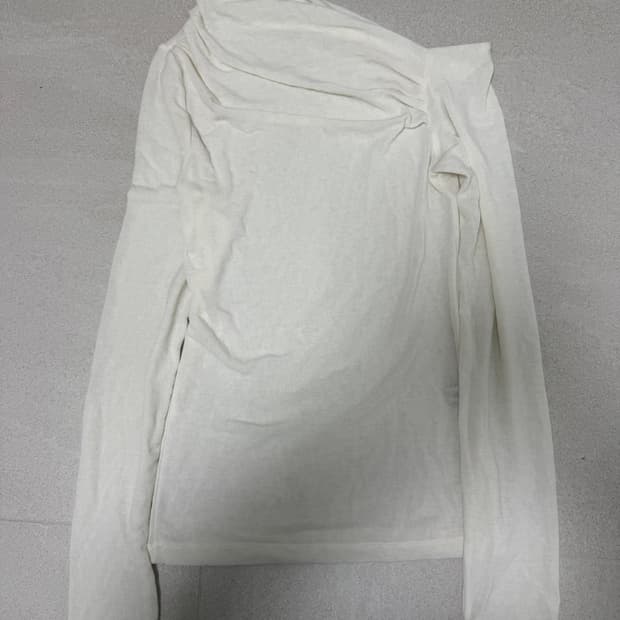 언발 드레이프 원숄더 오프숄더 티