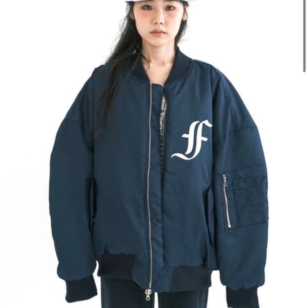 샵페어리 봄버 네이비