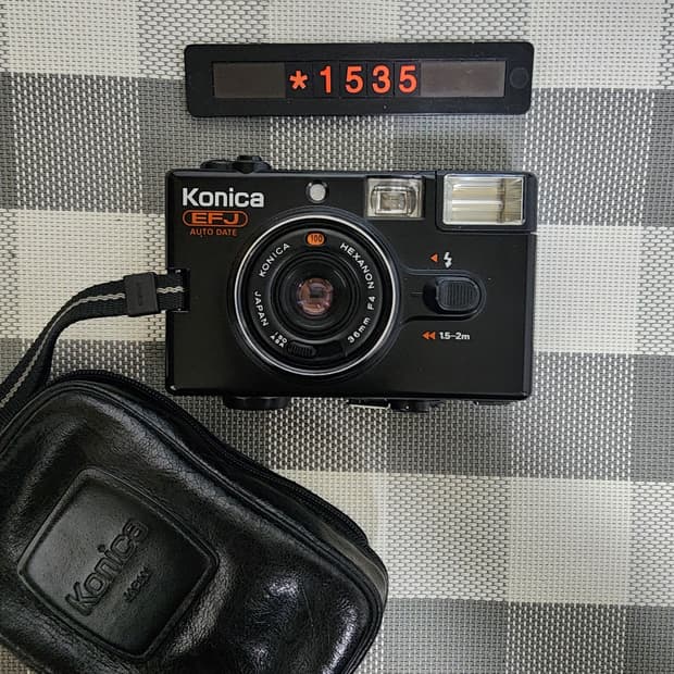 코니카 EFJ 오토데이트 블랙 필름카메라 코니카 팝 동일