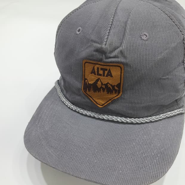 빈티지 Locale Alta 패치 로프캡 P1605
