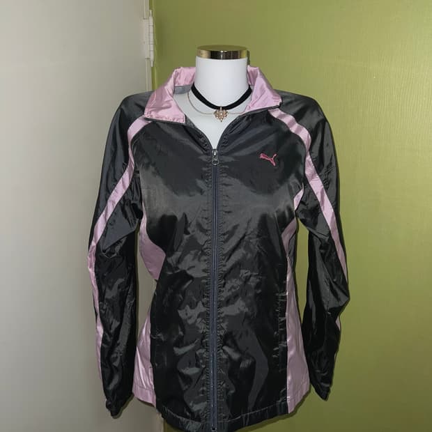 ✨Puma✨ pink gray windbreaker 올드스쿨 바람막이