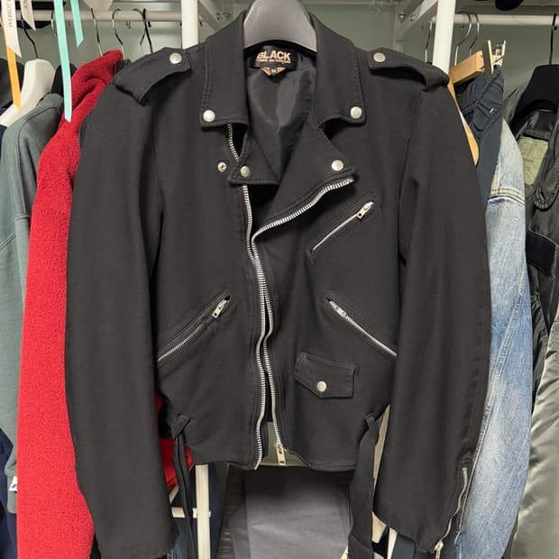 꼼데가르송 블랙 축융 폴리 라이더 자켓 M