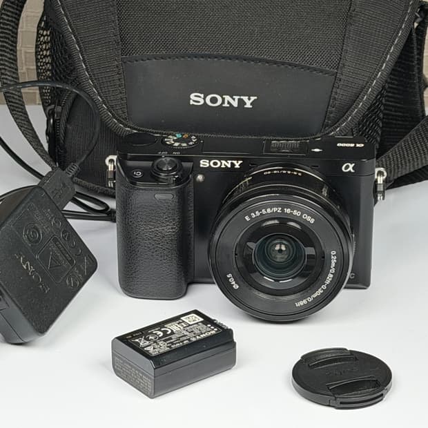 소니 A6000 블랙 미러리스 카메라