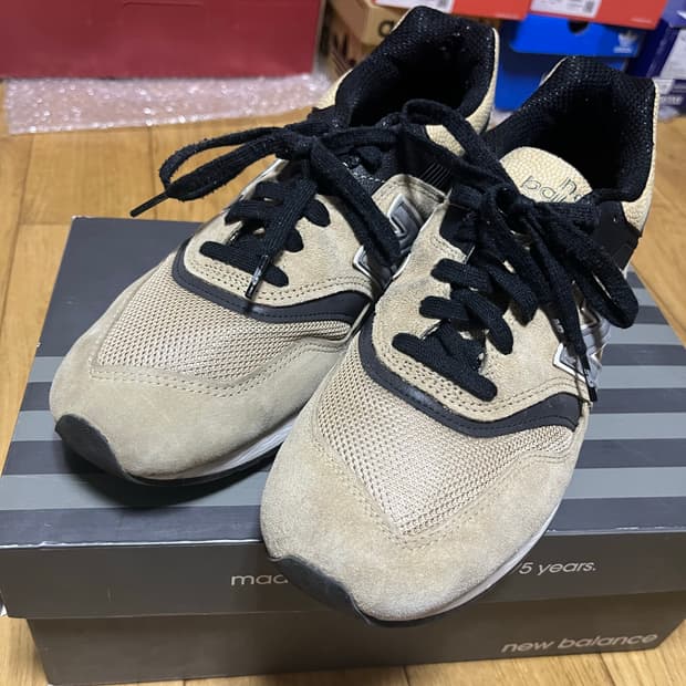 뉴발란스 디스이즈네버뎃 997 280사이즈