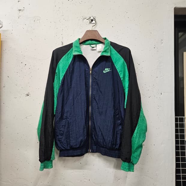 나이키 바람막이