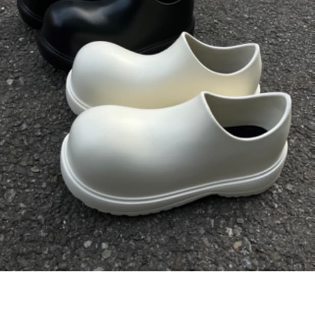 슬릭 쉐입 슈즈 270