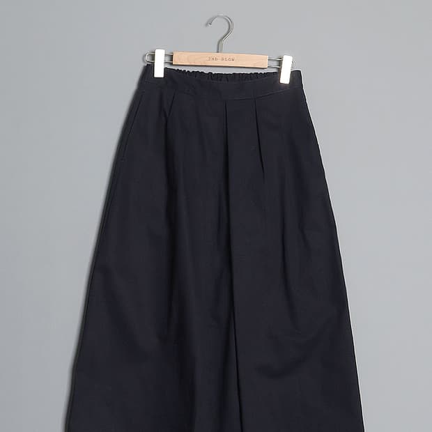G U Pintuck Skirt (26~27)