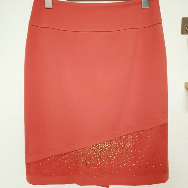 미샤 쥬얼포인트 언밸런스 55 스커트 핑크 