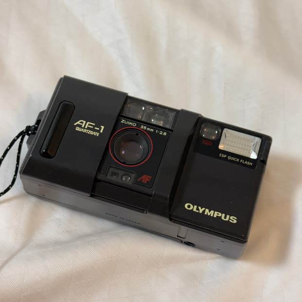 올림푸스 AF-1 Q/D 필름카메라