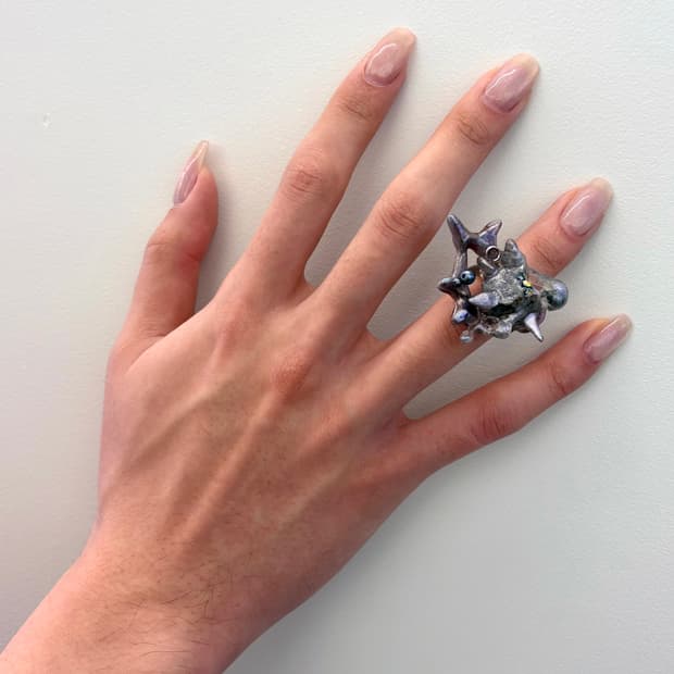 Heart stone ring 001