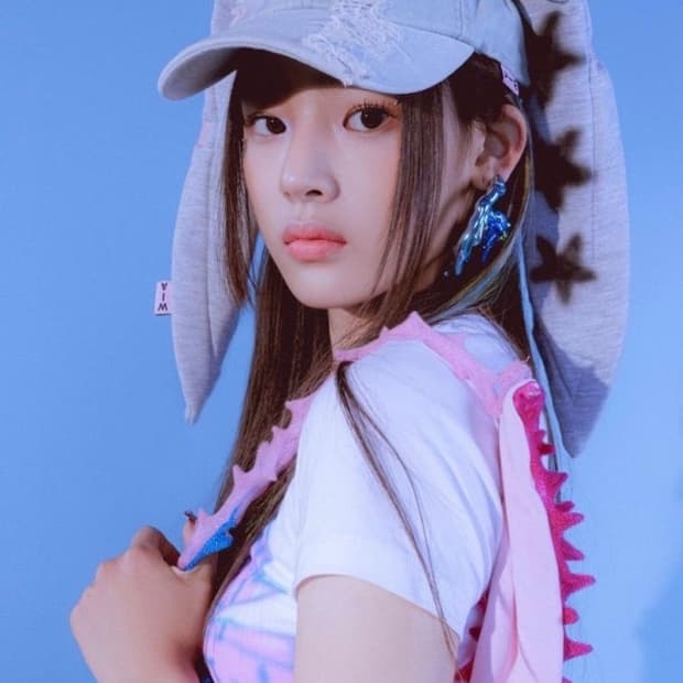 뉴진스 OMG 모자