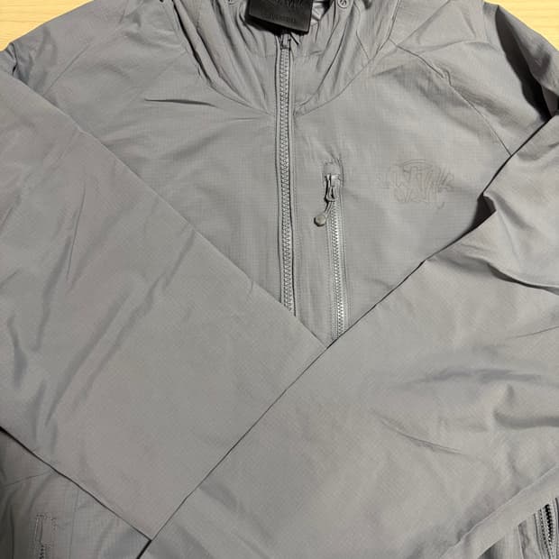 시나월드 바람막이