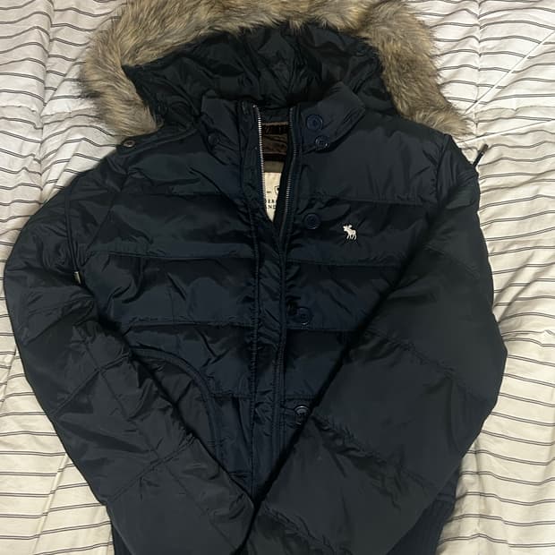 아베크롬비 숏 패딩