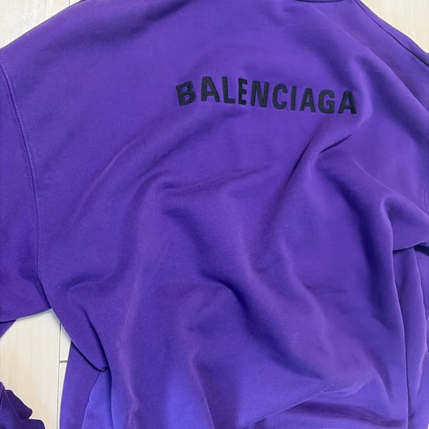 발렌시아가 퍼플 후드티