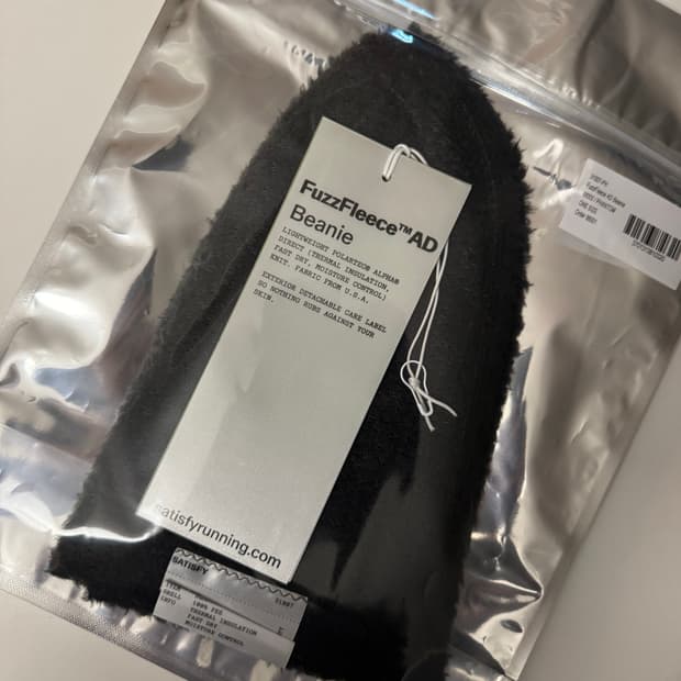 새티스파이 퍼즈플리스 비니 팬텀 