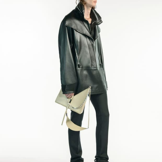 구해요) 지방시 21SS 레더 자켓