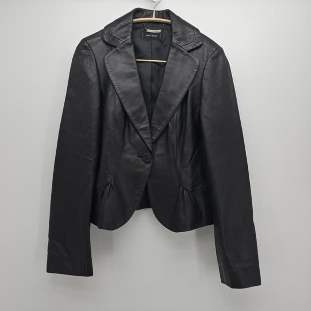 besti belli 블랙 양가죽 자켓