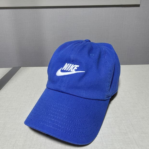 나이키 클럽퓨추라 게임로얄 M/L 모자