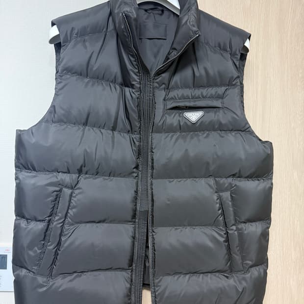 프라다 패딩조끼 sgj191 56