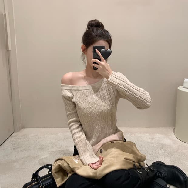 제니오 시나몬 케이블 니트 베이지