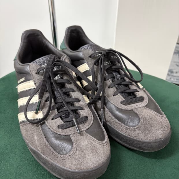 아디다스 가젤 인도어 나이트 브라운 에크루 틴트