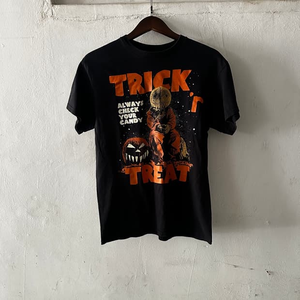TRICK ’R TREAT Graphic Tee