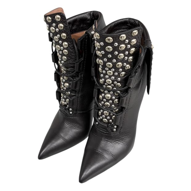 지방시 스터디 레더 부츠