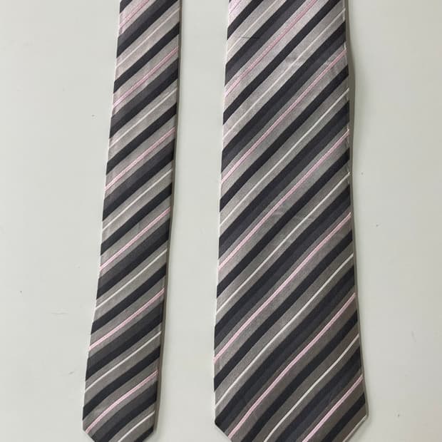 휴고보스 넥타이