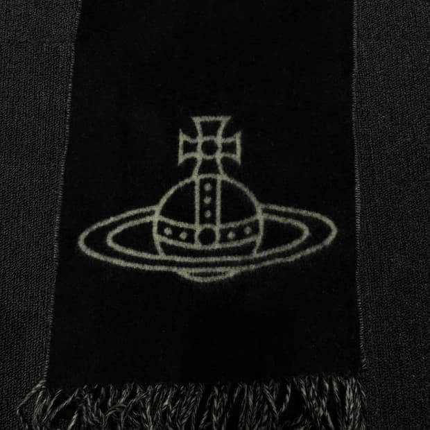 비비안웨스트우드 ORB 머플러 블랙