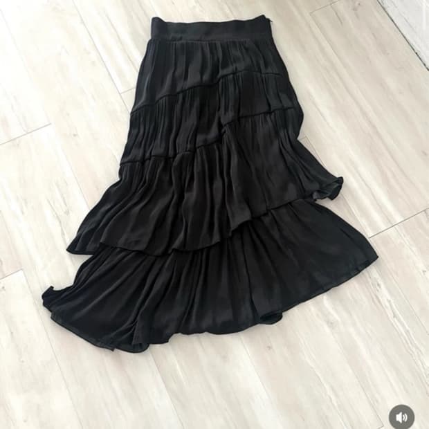 빈티지 언발 캉캉 블랙 롱스커트 리피