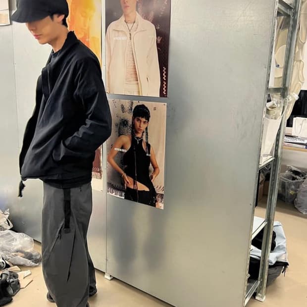 혜인서 벤티드 트라우저