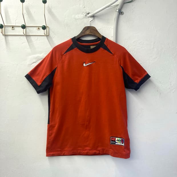 00‘s 나이키 F.C. 풋볼 티셔츠