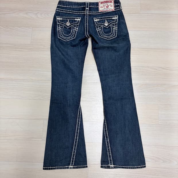 트루릴리젼 부츠컷 26