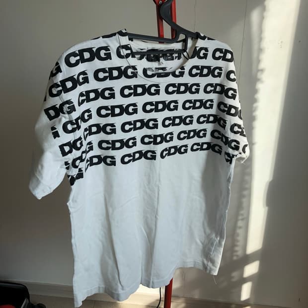 CDG 반팔티셔츠 XL
