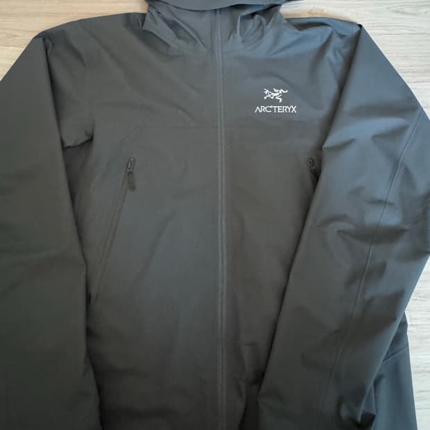 아크테릭스 베타 클라우드 M(주름없이 아직 빳빳한)