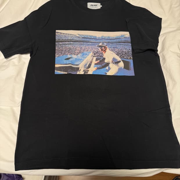Palace Elton John 티셔츠