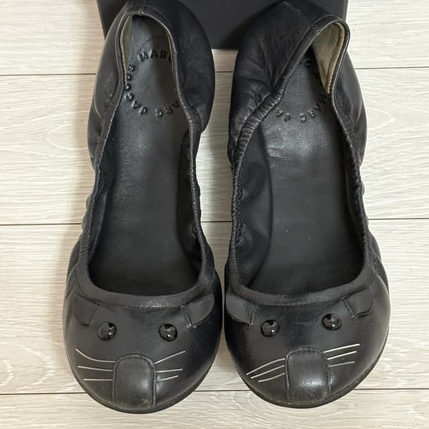 마크제이콥스 쥐돌이 발레 플랫 37반 블랙