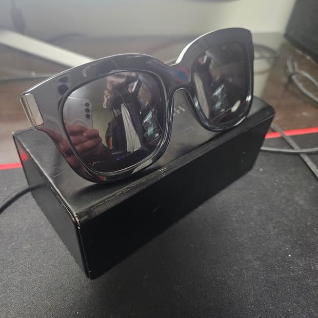 지방시 블랙 선글라스