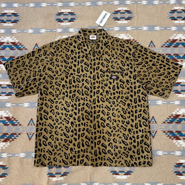 [L] 와코마리아 x 디키즈 워크셔츠 레오파드 - 25ss