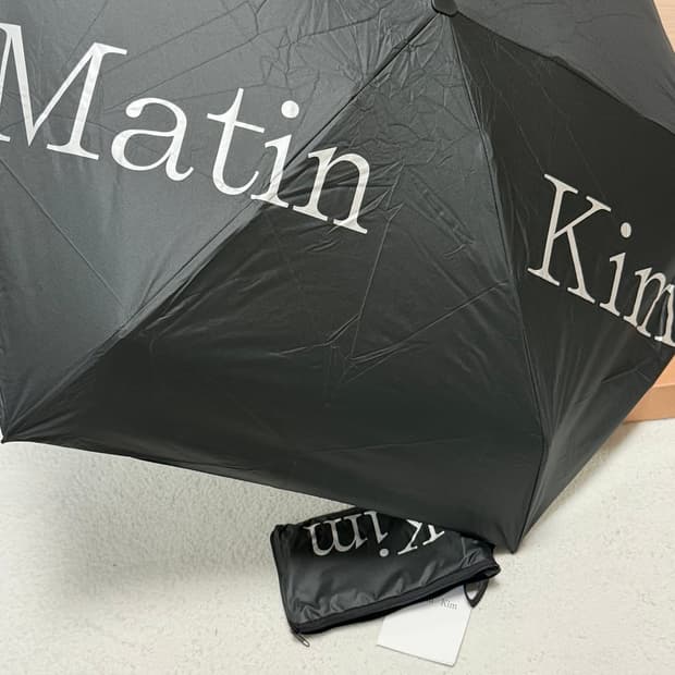 마뗑킴 단우산 블랙 새상품