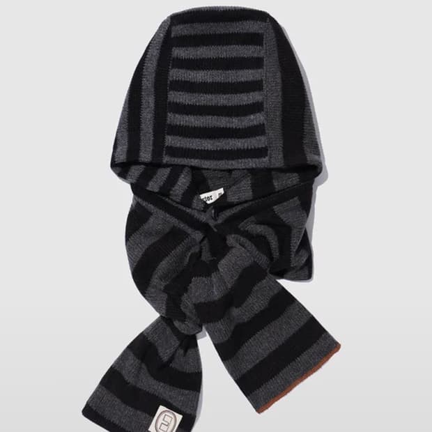 카락터 스트라이프니트 머플러 블랙차콜