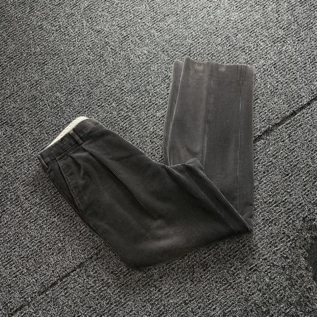 라코스테 아카이브 코듀로이 핀턱 팬츠 4662