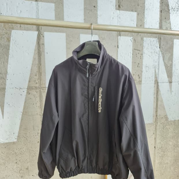 코드그라피 바람막이 자켓