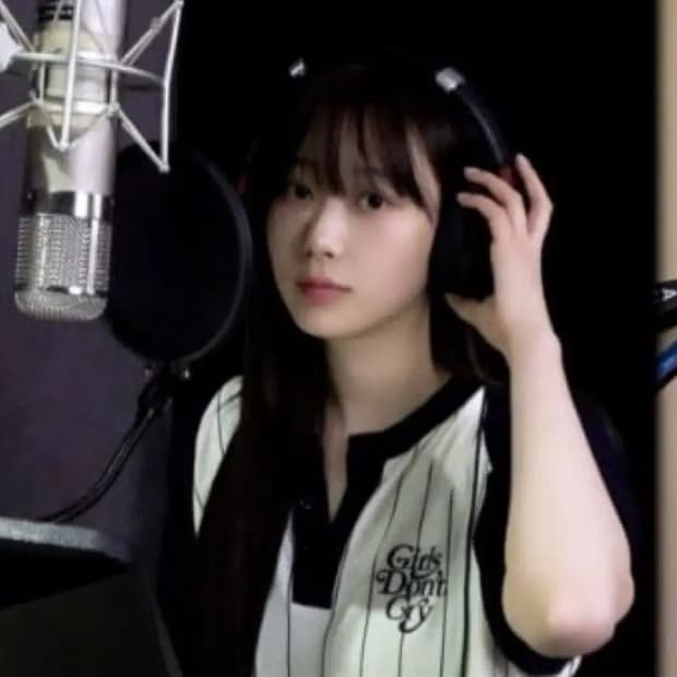 휴먼메이드 베르디 걸스돈크라이 베이스볼 3/4셔츠 팝니다