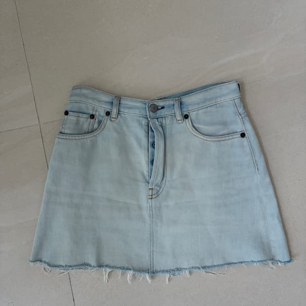 아크네 스튜디오 연청 데님 스커트