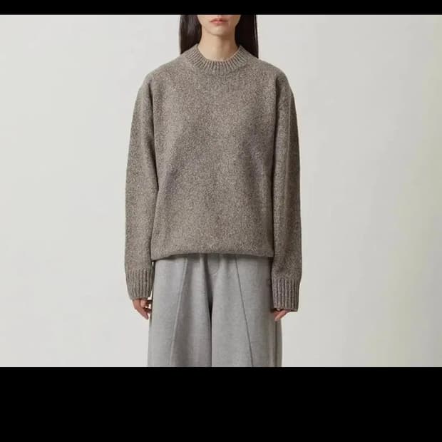 밈더워드로브  니트 스웨터 라운드넥니트 1사이즈