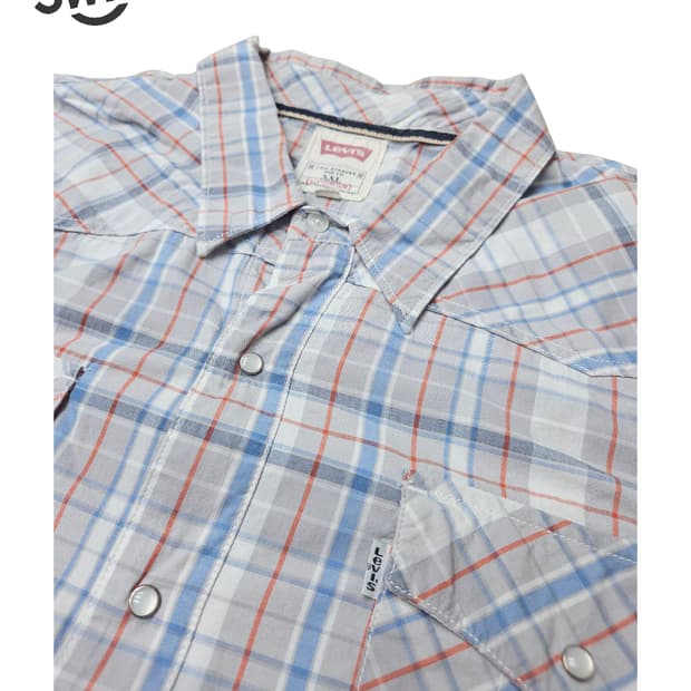 Levis 00's western half shirts