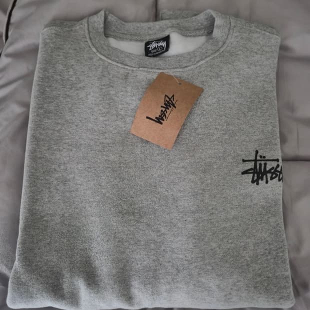 스투시 맨투맨 기모 그레이 